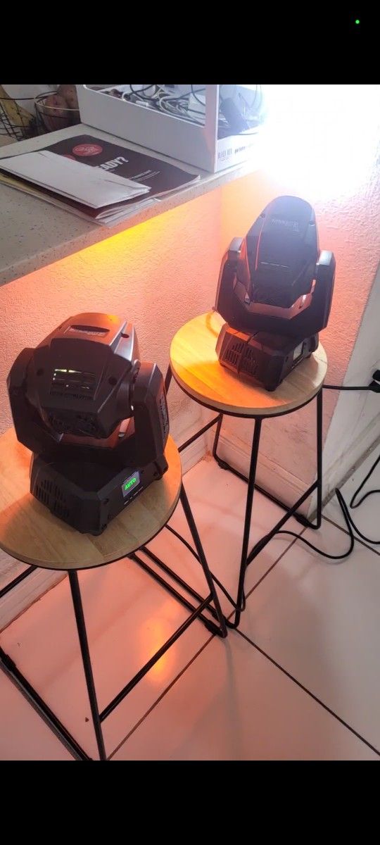 Robotic Lights Intimidator Spot 160