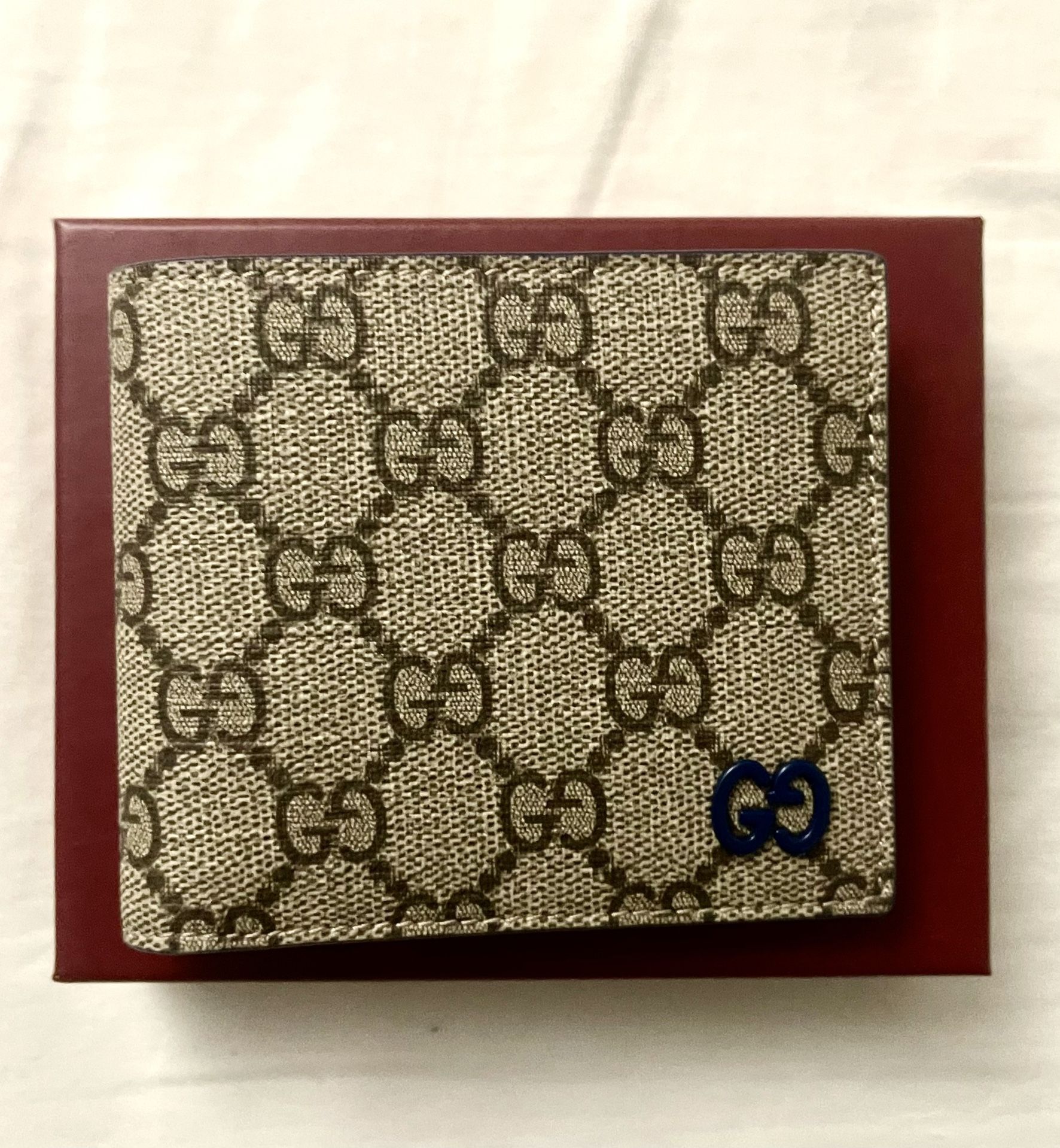 Bifold Wallet Billfold Gg