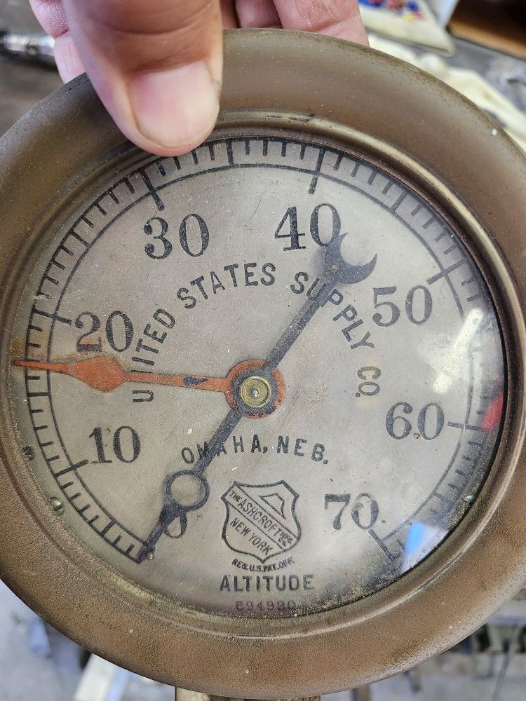 Altitude Meter