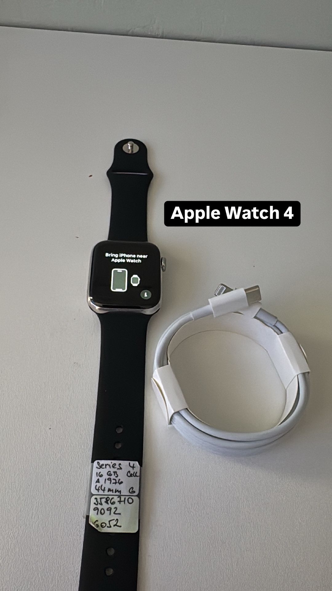 Apple Watch Series 4 Cellular! Like New!