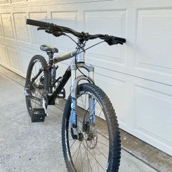 Giant 2001 Nrs Xtc 3 Mountain Bike 