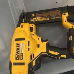 Dewalt