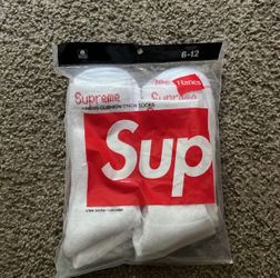 Supreme Socks