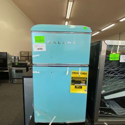 galanz cu. ft. retro refrigerator