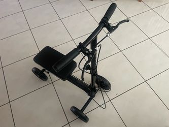 Knee Rover Scooter. Like New