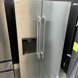 LG Side By Side Refrigerator In Stainless Steel 