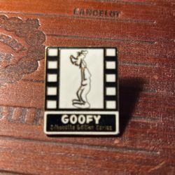 Disney Goofy Silhouette Edition Pin