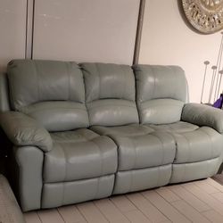 Leather 3 Section Electric Reclinable Blue Couch With Usb Port 