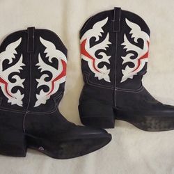 Ladies black/white/red boots size 8.5