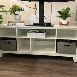 White TV Stand / Entertainment Center