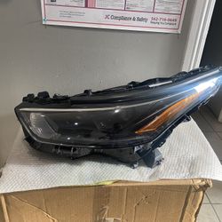 2020-2023 Toyota Highlander Left Headlight 