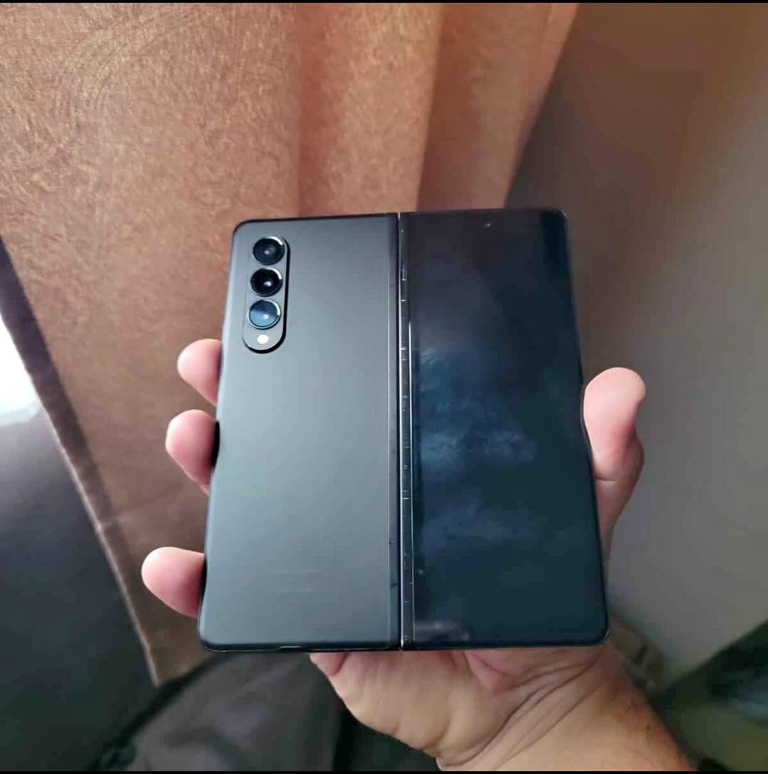 Samsung Galaxy Z Fold 3 Unlocked With Warranty