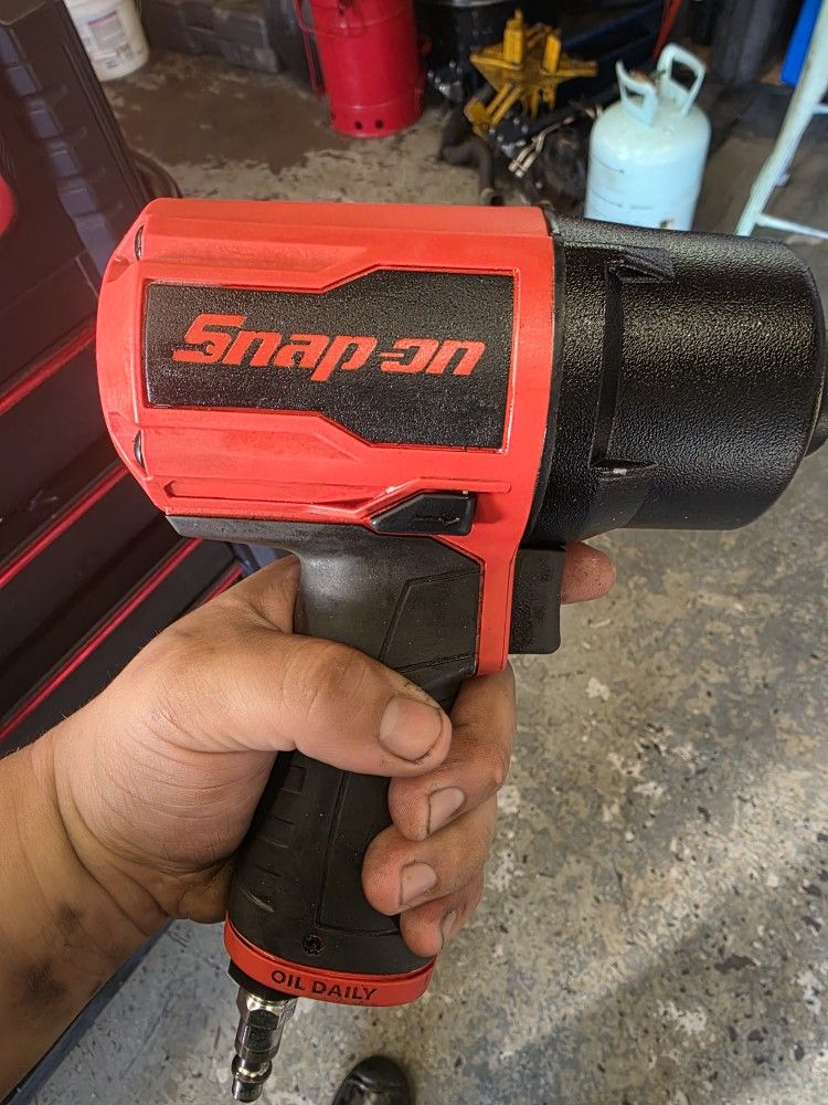 Snap On 1/2 Air Impact
