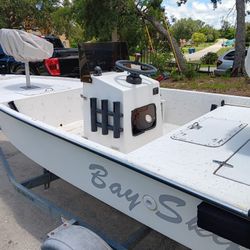 Bay Skiff Boat