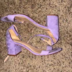 Women pump heels