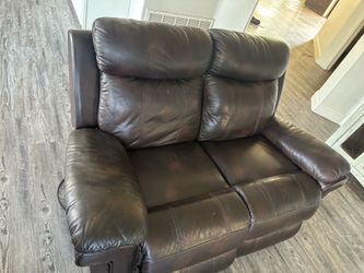 Sofa free need to go today