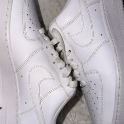 Men’s Air Force 1s Size 8.5