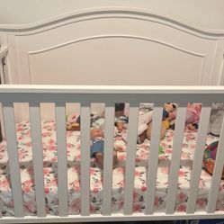 Crib Along With Mattress 