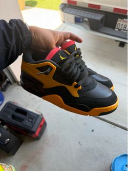 Jordan 4 low RM men’s size 9.5