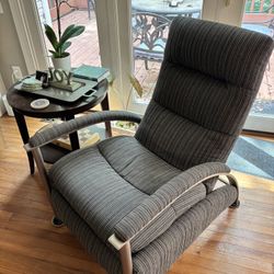 Ethan Allen Radius Chair 