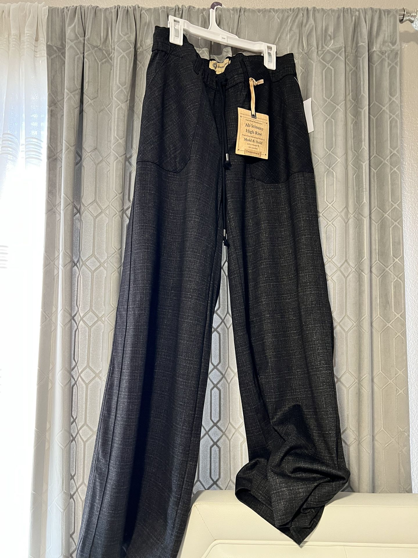 Democracy Dressy Pants Size M