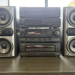 BEAUTIFUL AIWA MODULAR STEREO SYSTEM IN AMAZING CONDITION 