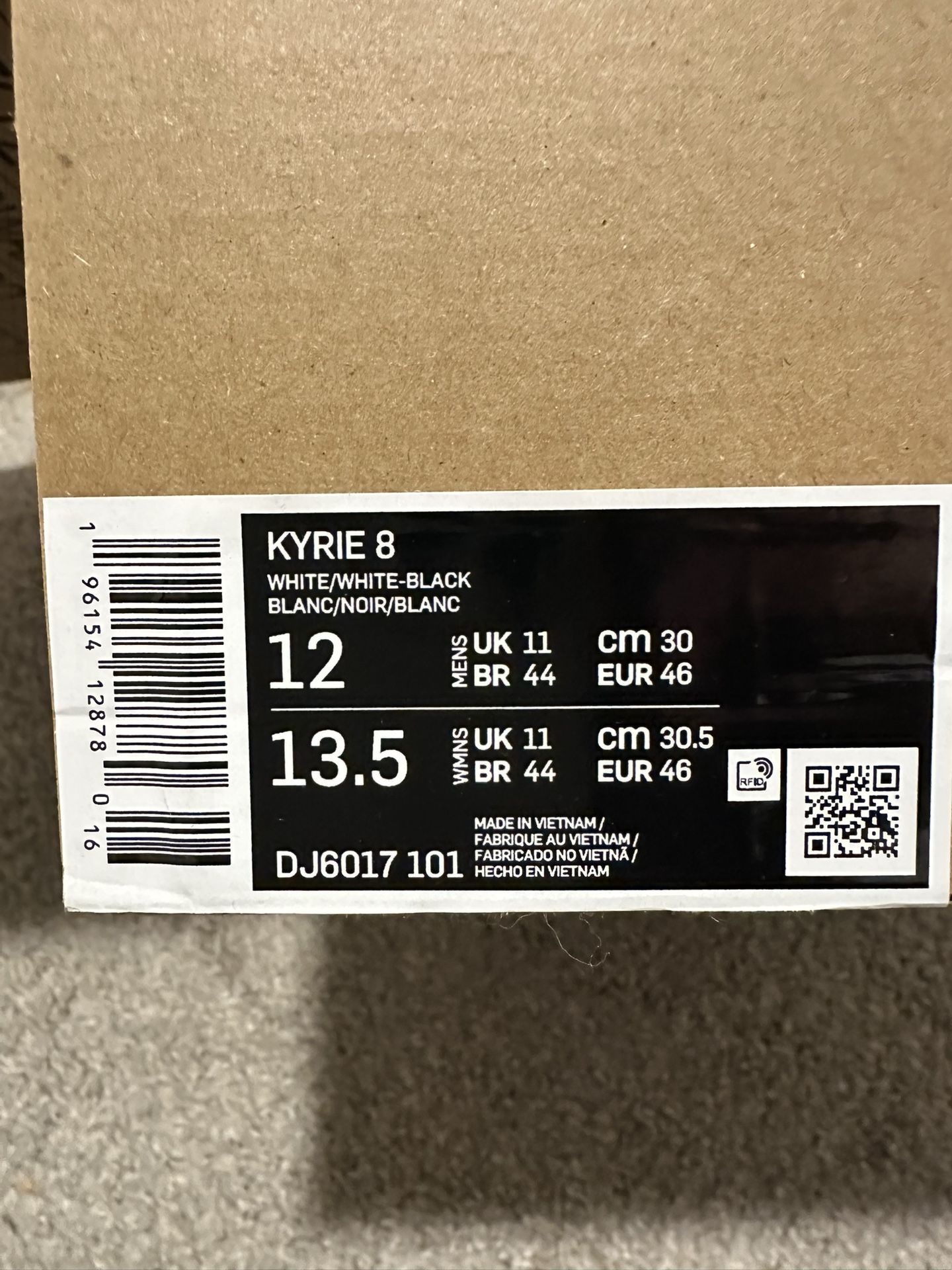 Nike Kyrie 8 Basketball Men’s Shoe Size 12 DJ6017-101 White/Black