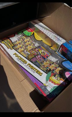 Ascended heroes focus fighters box