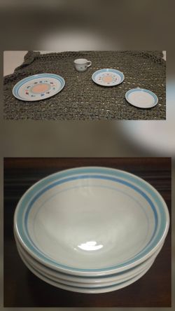 Vintage Belka Verda 8 Place Setting Stoneware