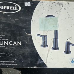 Jaquizzi Duncan Wide Spread Bathroom Faucet
