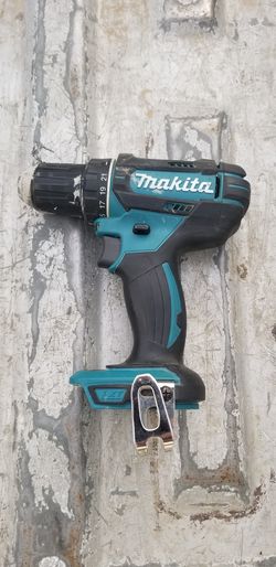 MAKITA DRILL