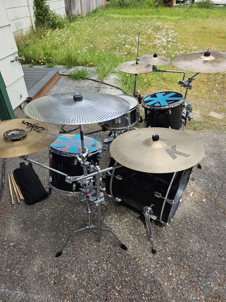 Drum Kit And More $500.00