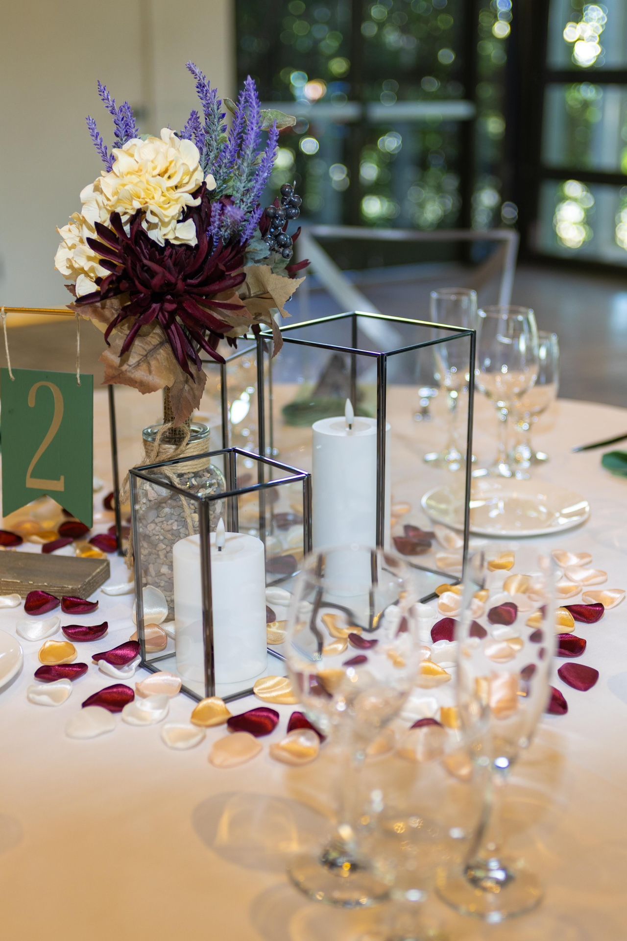 Centerpiece Florals / Wedding Bucay
