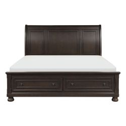 Queen Platform Bed with Footboard Storage