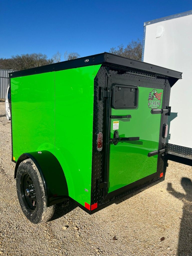  Enclosed Trailer 