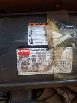 DAYTON  3 HP, General Purpose Motor, 3-Phase, 3465 Nameplate RPM, 208-230/460 Voltage, 182T Frame Item # 3KW99 brand new in the box