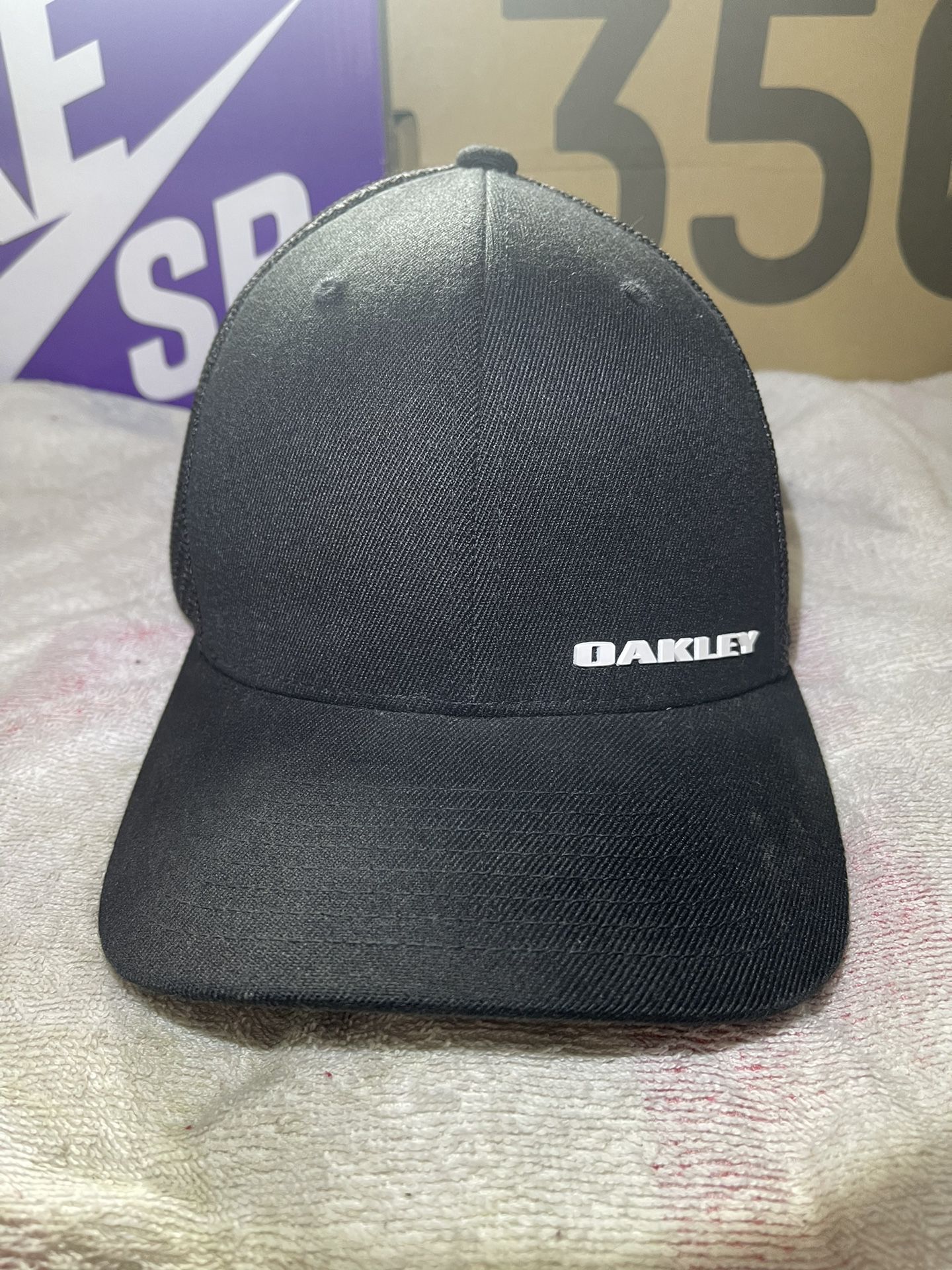 Oakley Hat