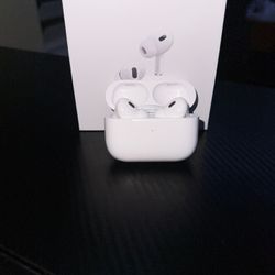 AirPods (2nd Generation)