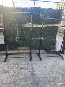 Clothes rack