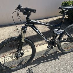 Trek Fuel EX 6