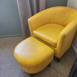 Tub chair with ottoman