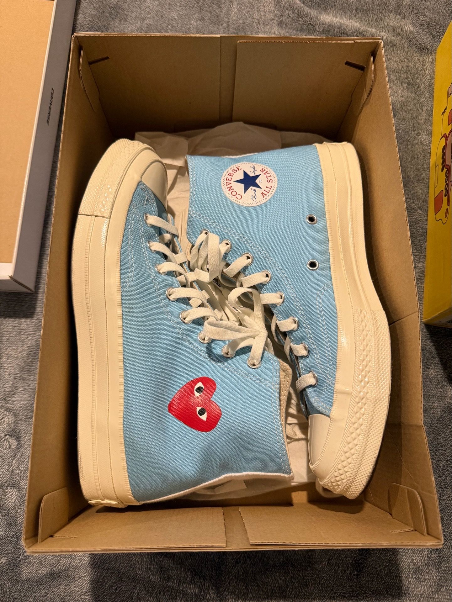 Comme des garçon converse