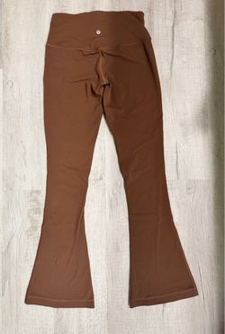 Lululemon Chocolate Brown High Rise Flared Leggings Size 8 NWT 43879