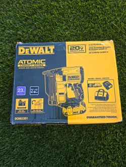 23 GA Pin Nailer 2ah battery & Charger Dewalt 20V