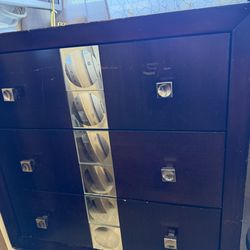 Drawer with 3 sections