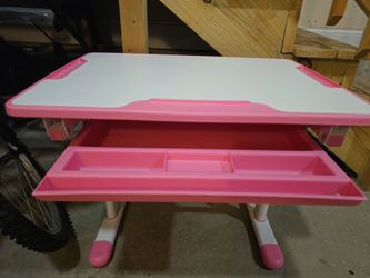 Kids Study Table