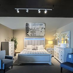 Grey 4PC King Bedroom Set 