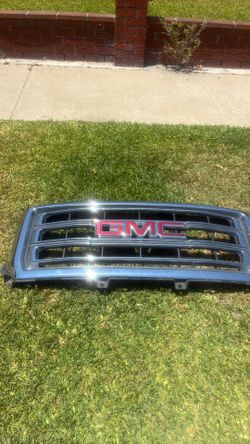 GMC Grill 2015