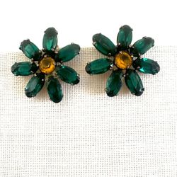 🌿 Vintage Sterling Silver Green & Yellow Glass Flower Clip-On Earrings