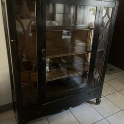 Vintage China Cabinet 